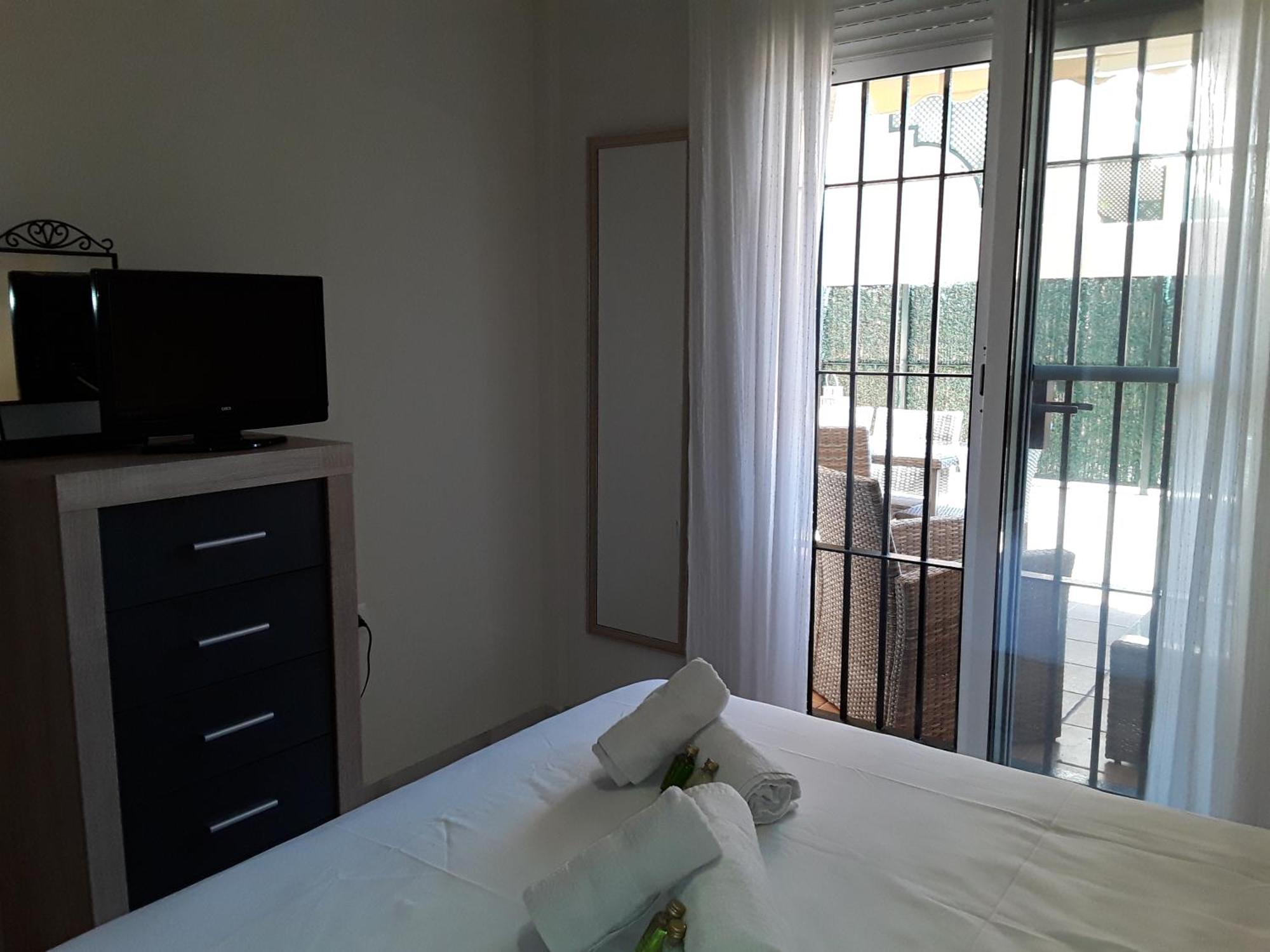 Whydhand Resorts Apartments ,Pools And Lovely Terrace فوينخيرولا المظهر الخارجي الصورة